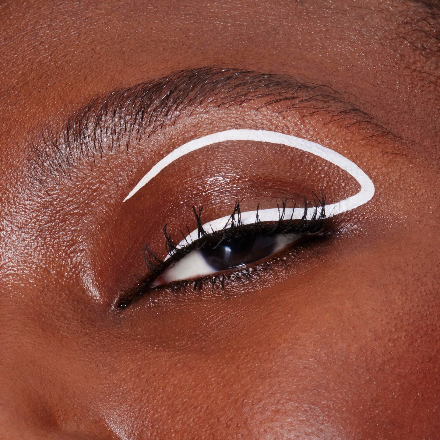 e.l.f. H2O Proof Inkwell Eyeliner Pen, High-pigment, Waterproof Liquid Eyeliner, Delivers A Matte Finish, Vegan & Cruelty-free, White Out
