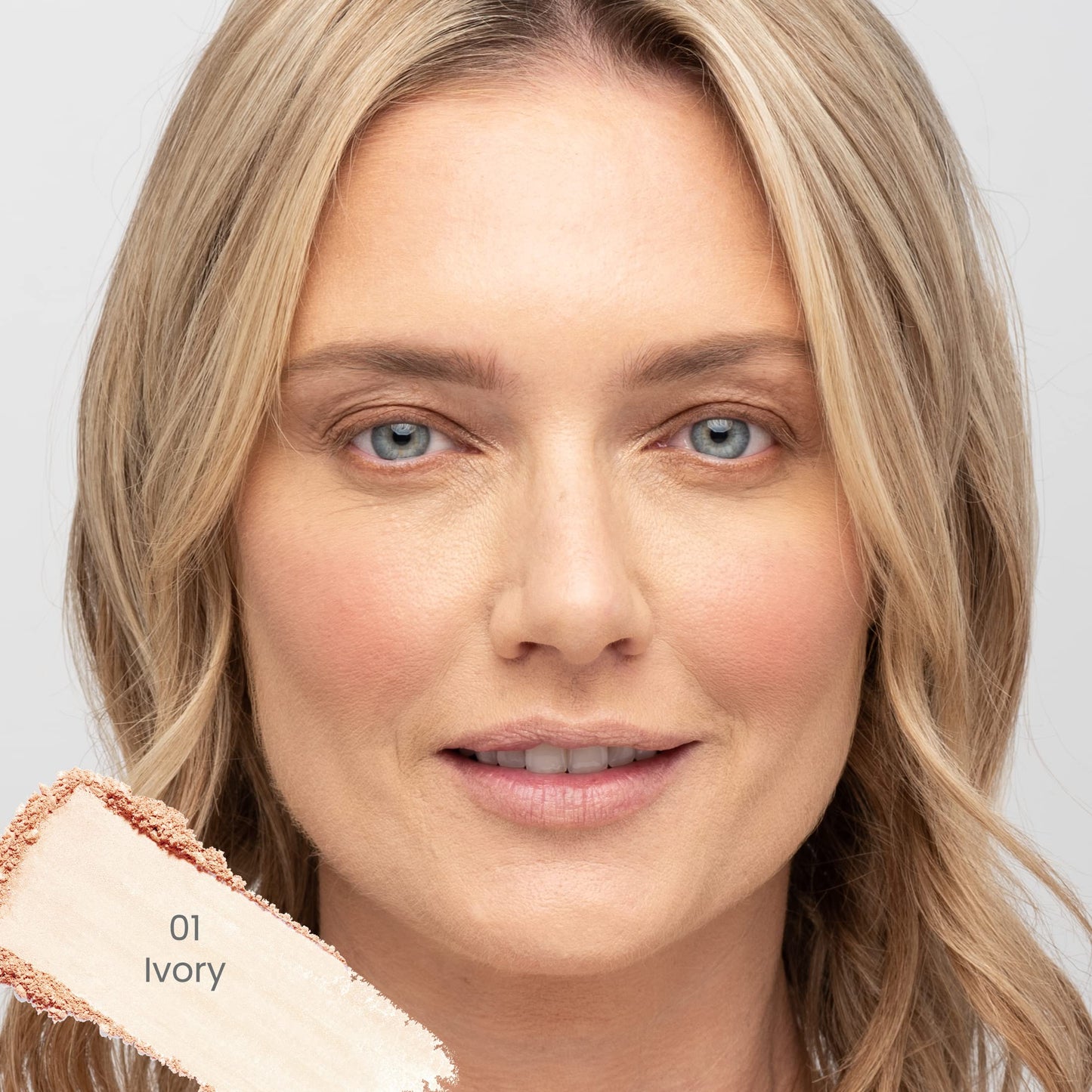 True + Luscious Sheer Halo Complexion Powder in Ivory - Talc-Free Setting & Foundation Powder - Oil Control Mineral Pressed Powder with Kaolin Clay