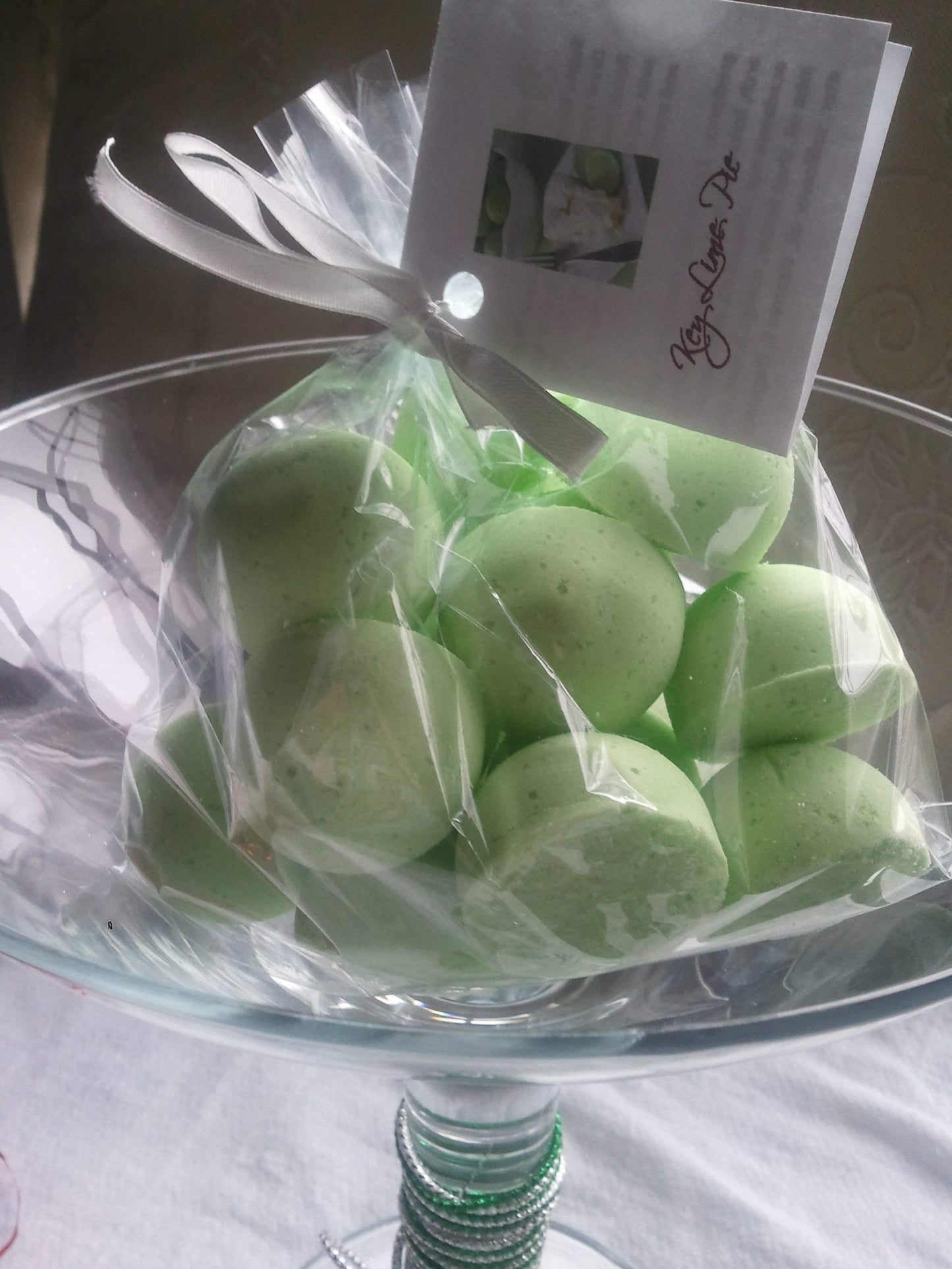 SpaPure CUCUMBER MELON Bath Bomb - 14 Bath Fizzies with Shea Butter, Ultra Moisturizing (12 Oz) ...Great for Dry Skin (Cucumber Melon FBA)
