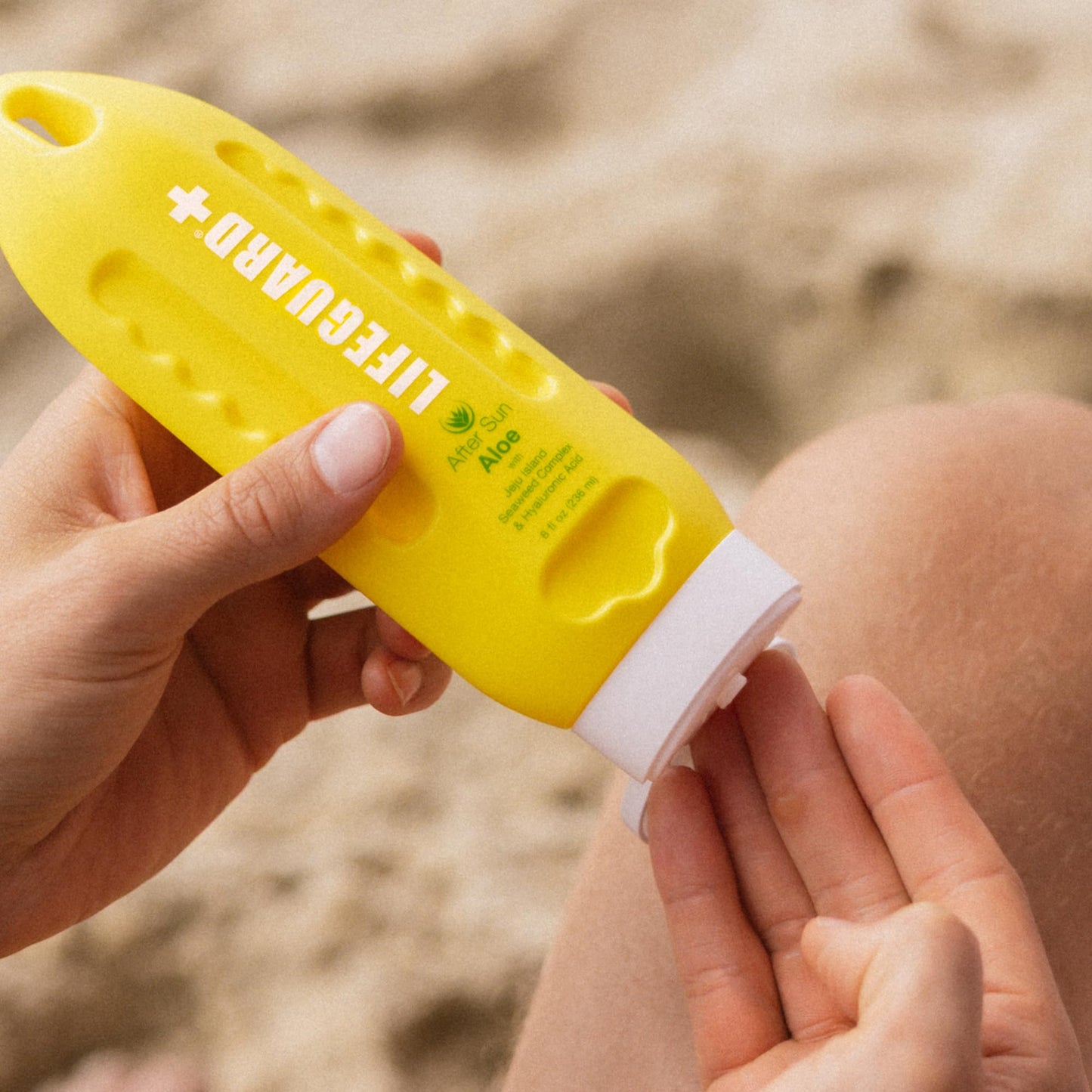 LIFEGUARD After Sun Aloe Gel - Cooling and Soothing Aloe Gel for After Sun Care and Sunburn Relief, Instant Hydration and Moisturizer, Lightweight