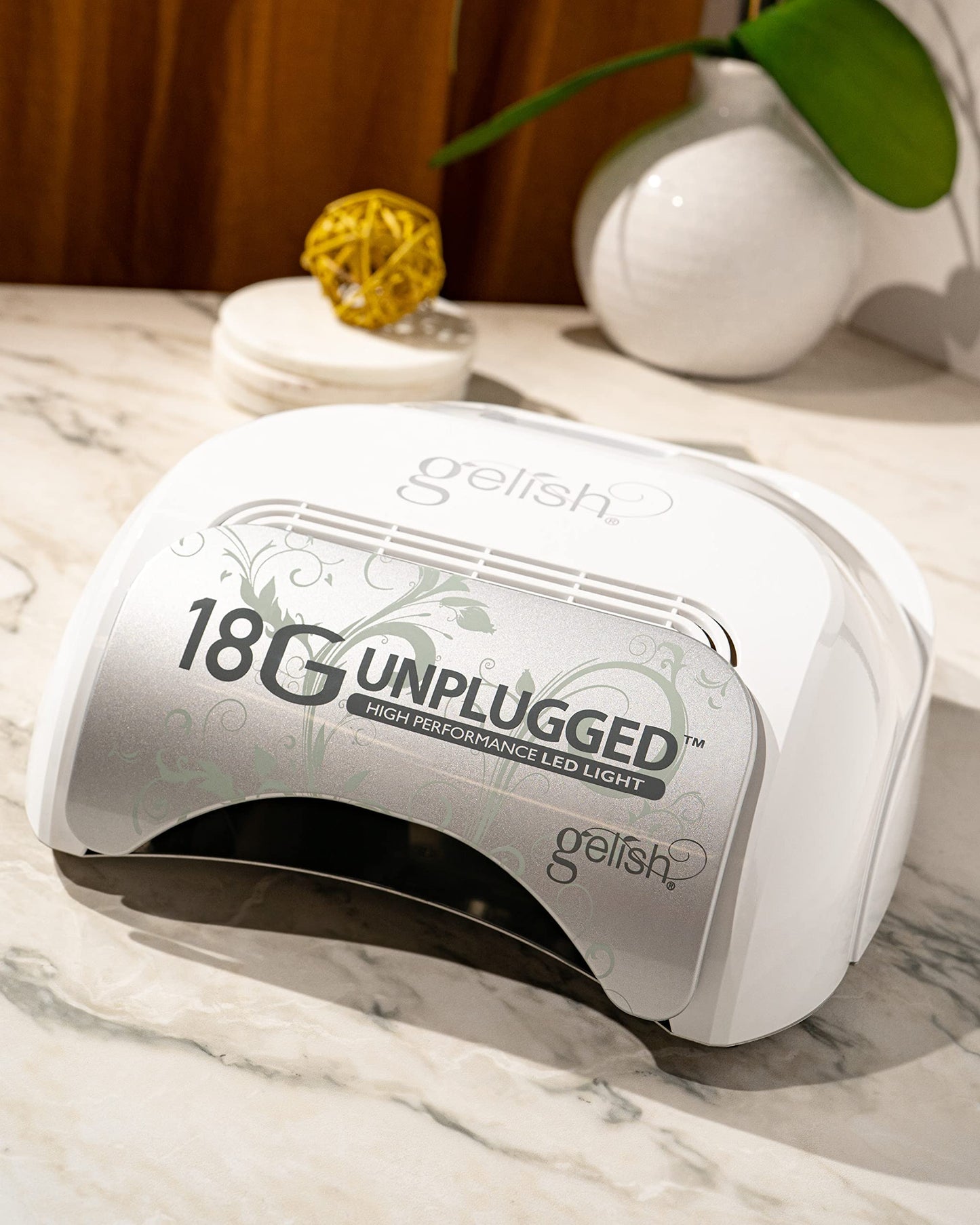 Gelish 18G Unplugged LED Light - Portable, Rechargeable, 36W, White & Silver, Intelligent Power Assist, Motion Sensors, Timer, Magnetic Tray