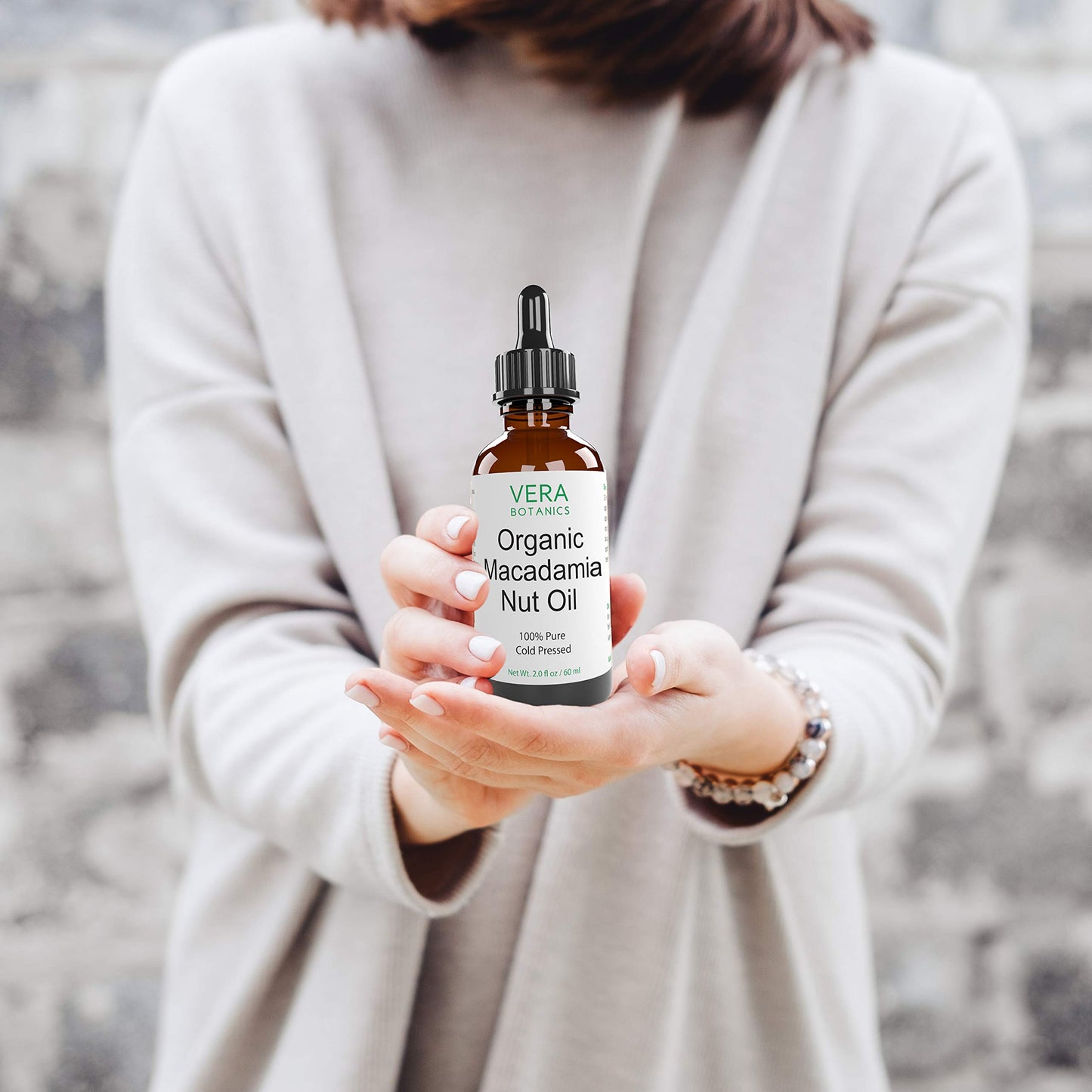 Vera Botanics ORGANIC MACADAMIA NUT OIL 100% Pure & Natural, Unrefined, Cold-Pressed For Face, Dry Skin, Nails, Lips, Body & Hair - Reduce Hair