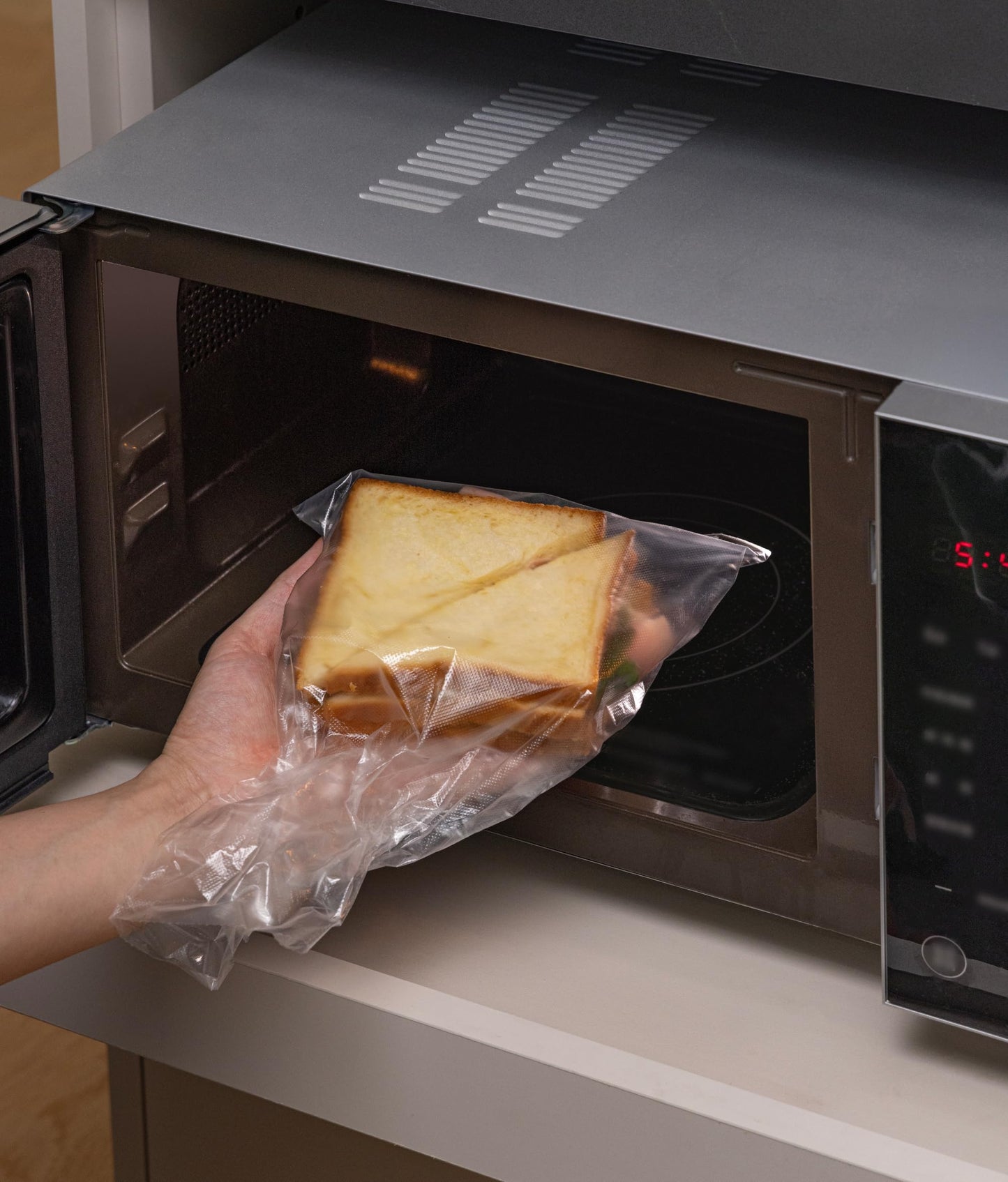 12"x 16"- 1.5 Gallon Plastic Produce Bags on a Roll- 350 Bags, Clear Grocery & Bread Bags, Food Contact Safe (Large)