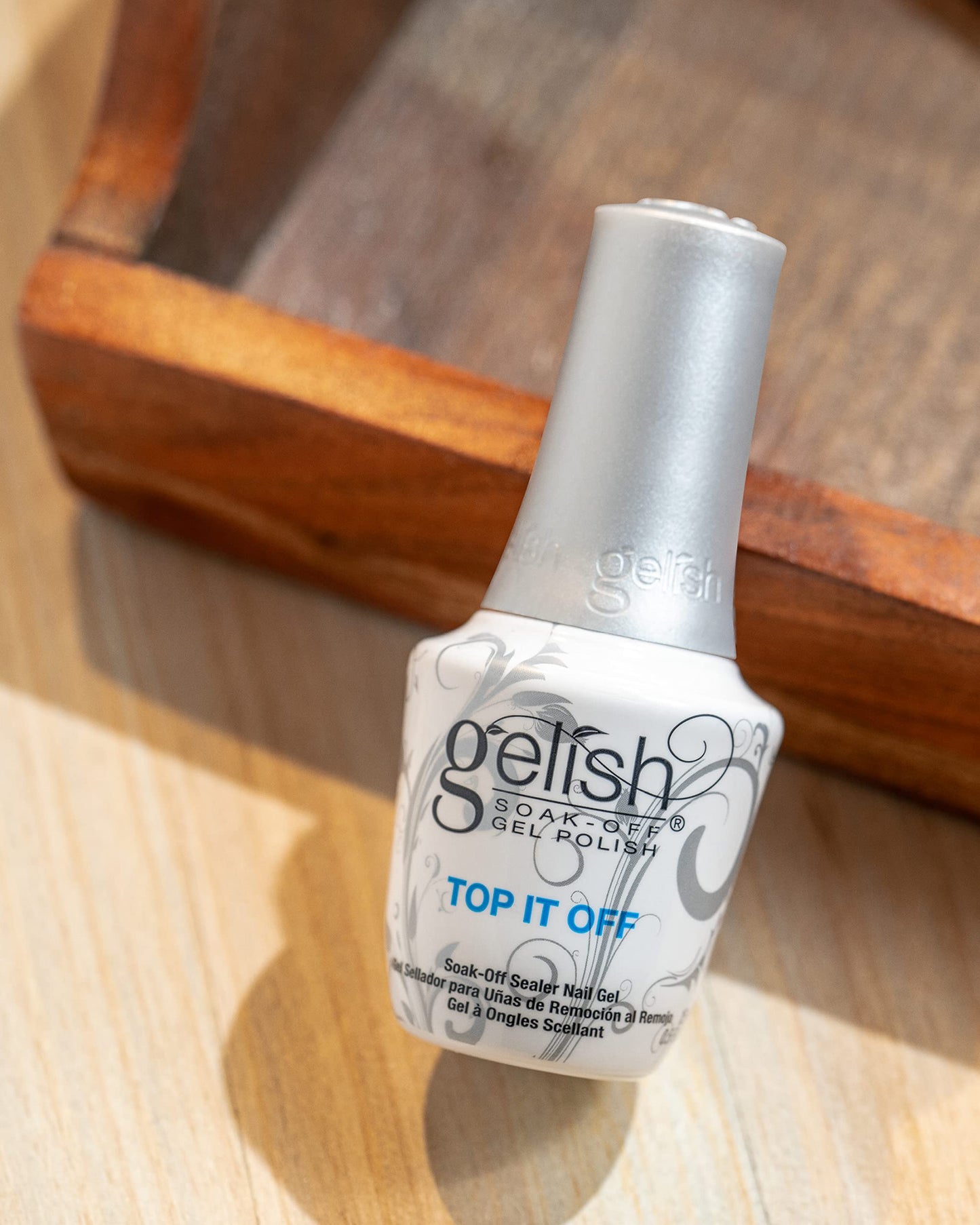 Gelish Top It Off High-Gloss Gel Nail Polish Top Coat Sealer, 0.5 oz Beauty & Personal Care Gelish