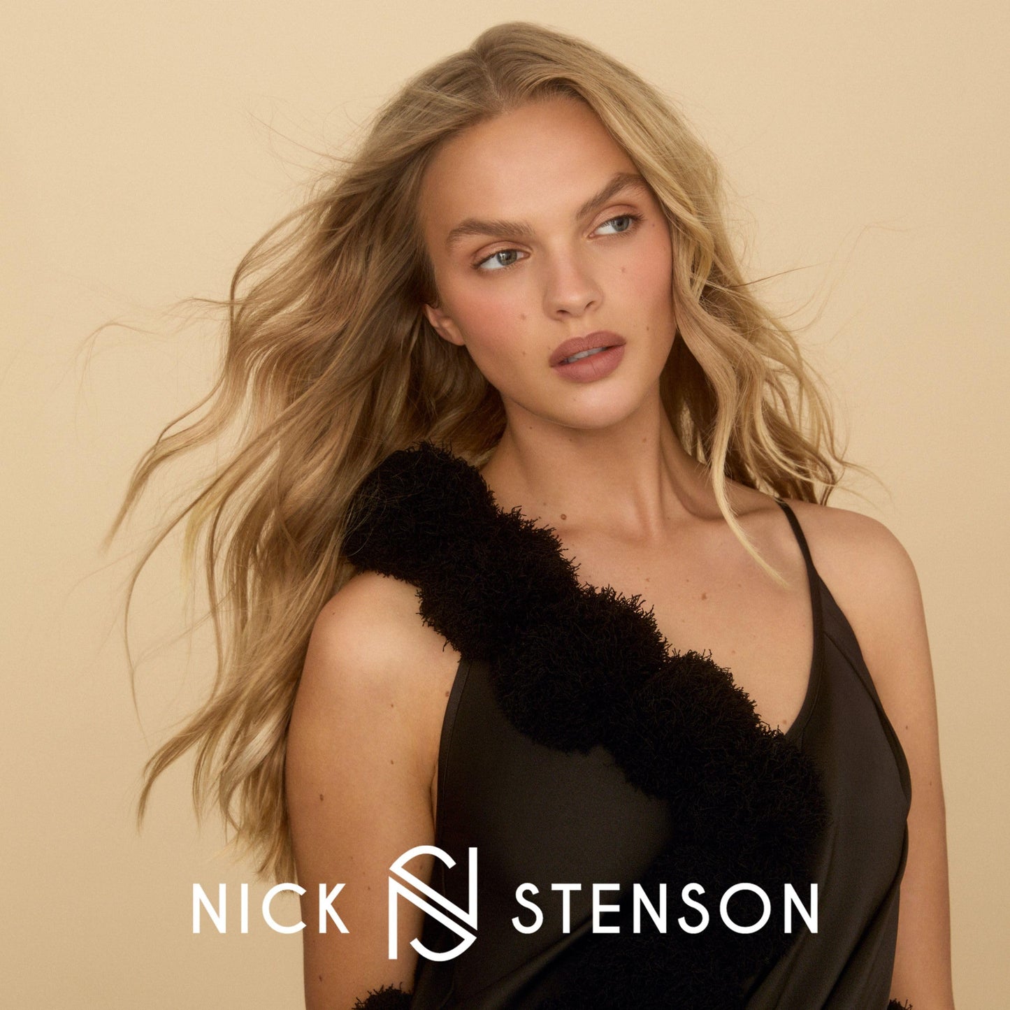 Nick Stenson Volume Créme - Boosts Volume and Maintains Treated Hair by Eliminating Excess Peroxide and Ammonia - Vegan and Colorsafe - 6 oz.