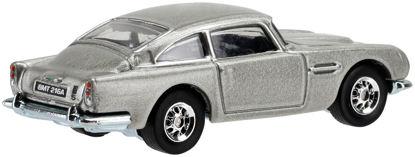 Hot Wheels Retro Entertainment Diecast Aston Martin DB5 Vehicle