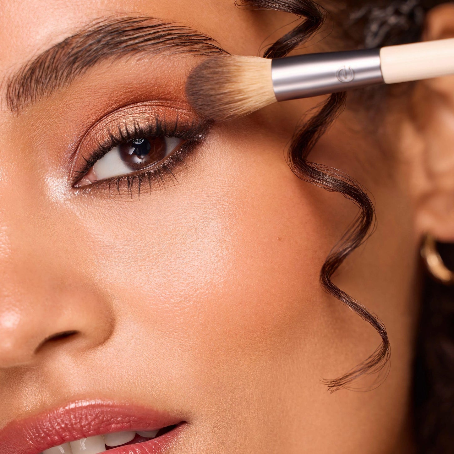 EcoTools Cream & Powder Dual-Ended Eye Brush, Flat & Fluffy Eyeshadow Brush for Packing, Blending & Full Eye Looks, Sustainable Makeup Brush, Vegan