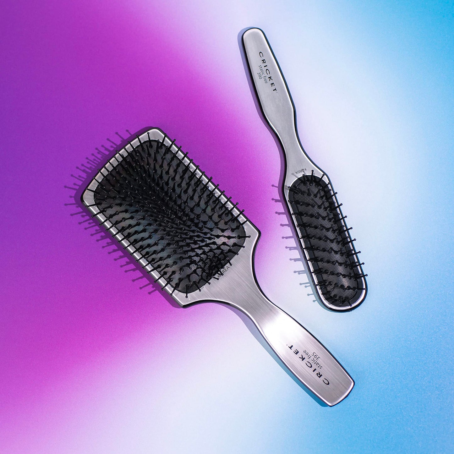 Cricket Visage 390 Sculpting Hair Brush - Anti-Static Nylon Bristles, Ultra-Soft Cushion Pad, Aluminum Finished Handle, Ideal for Styling