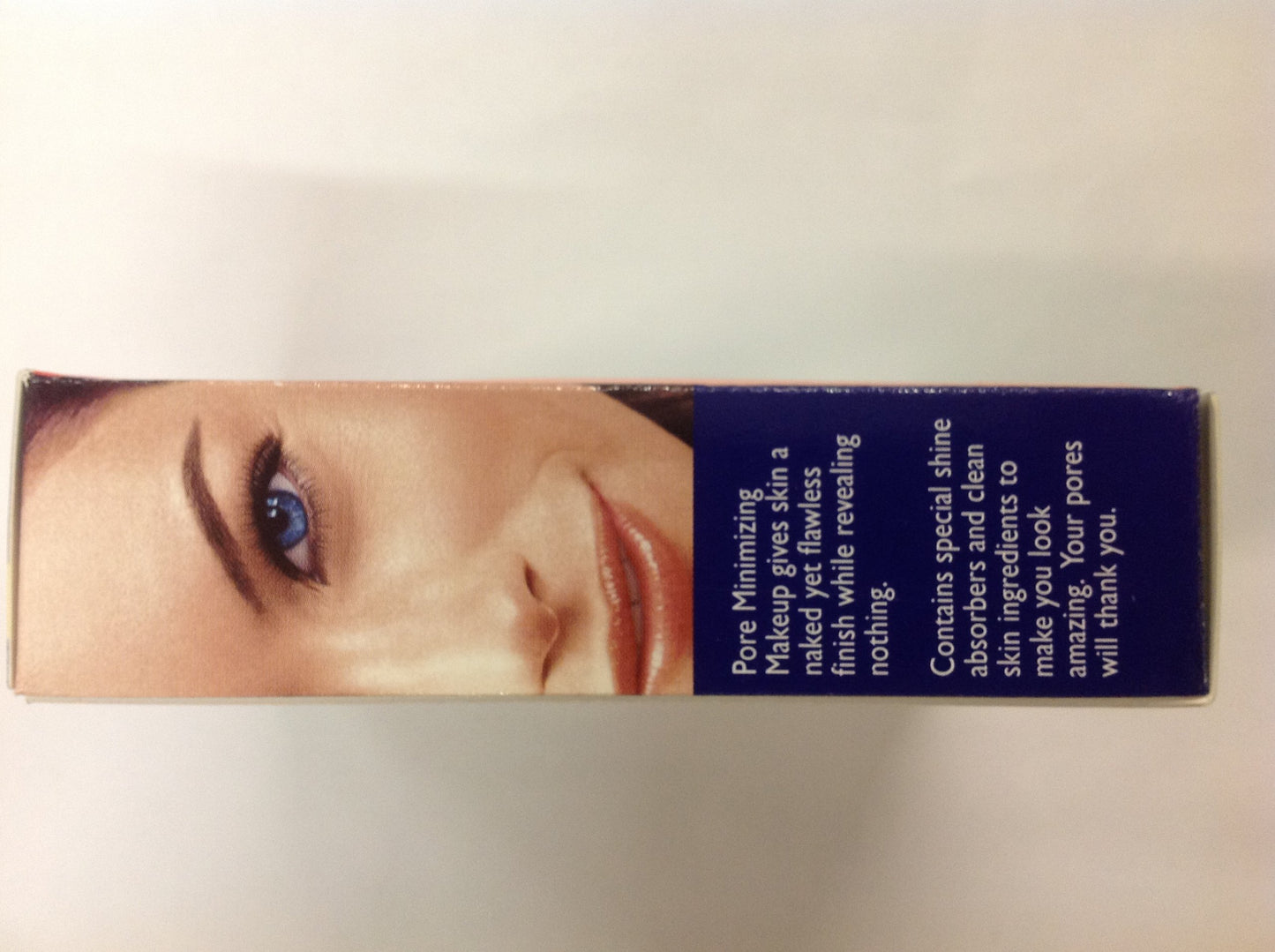 Sally Hansen Pore Minimizing Makeup (Nude Tan) with Bonus Brush 1.00 Oz