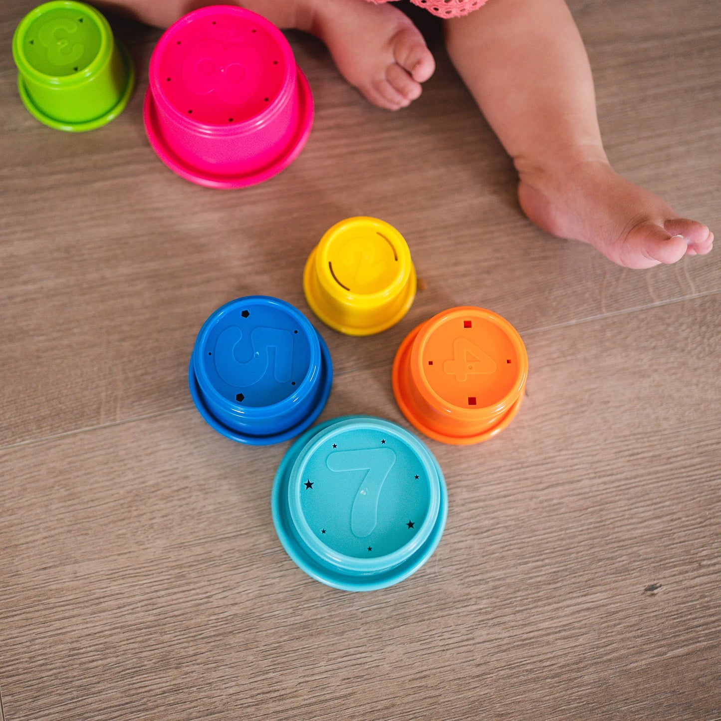 The First Years Stack & Count Stacking Cups – Colorful Baby Bath Toys, 8 Stackable Learning Cups for Toddlers, Water Play & Sensory Activities