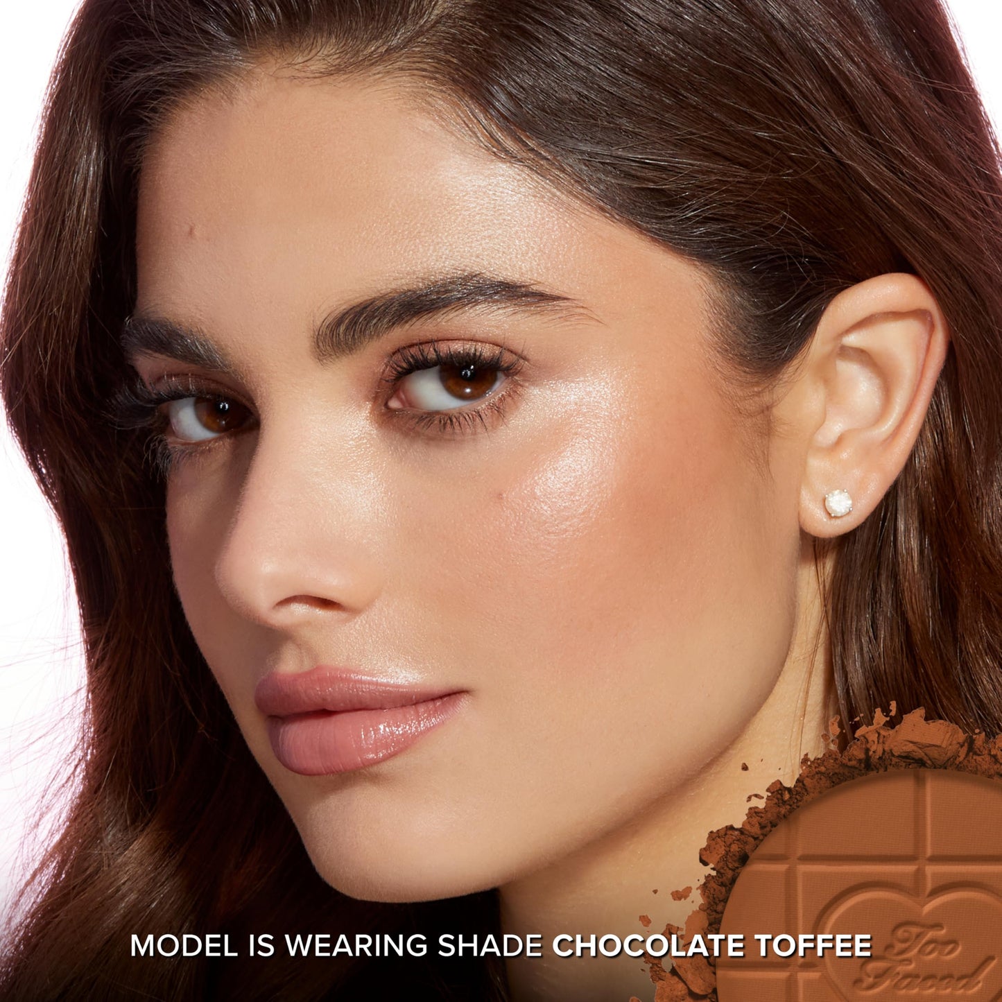 Too Faced Chocolate Soleil Matte Blurring Bronzer | Matte Bronzer Powder that Mimics Natural Skin for Blurred Sun-Kissed Effect, Chocolate Toffee