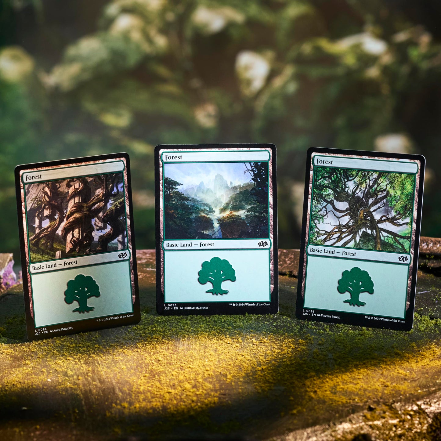 Magic: The Gathering 2025 Land Station (400 Basic Land Cards)