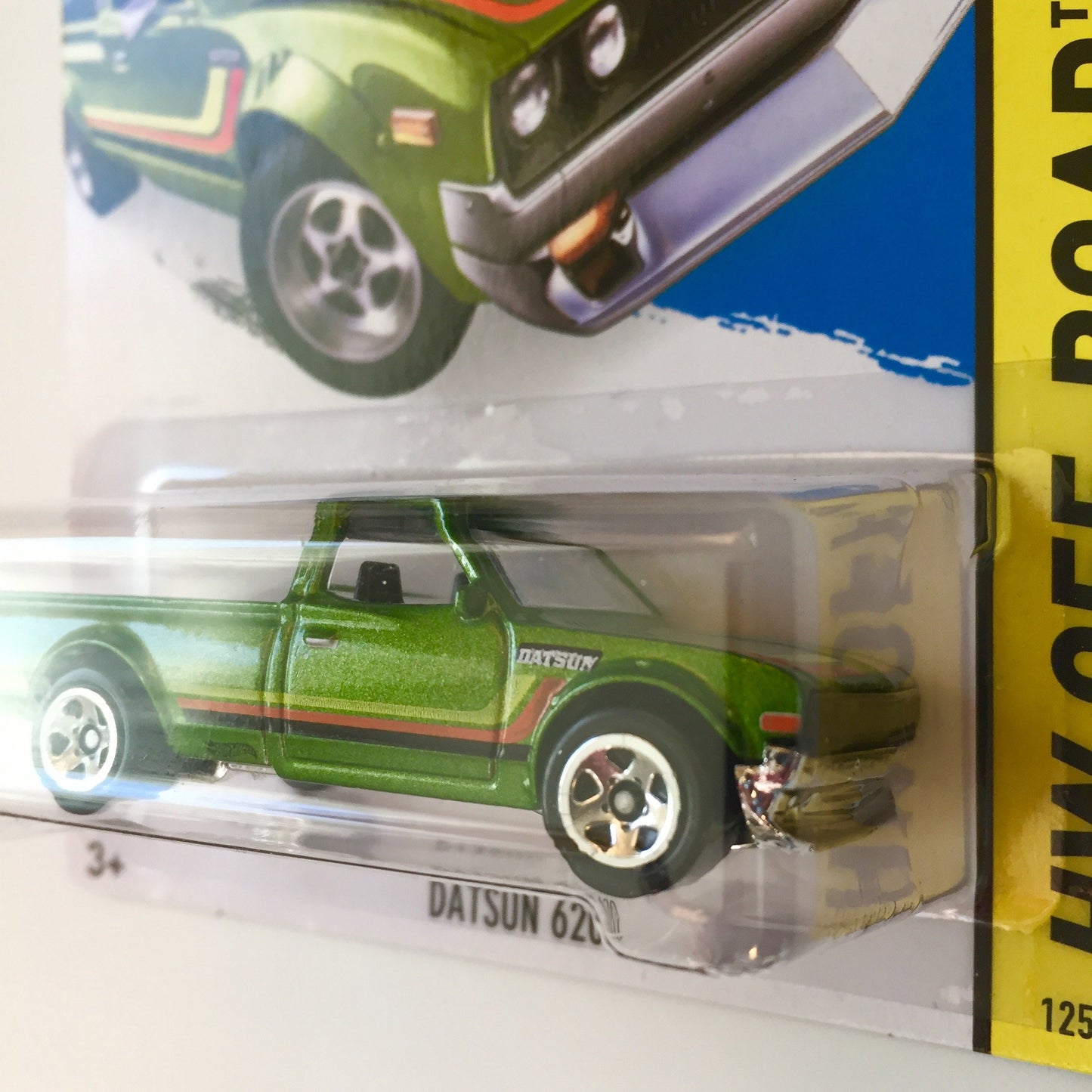 Hot Wheels 2015 Hot Trucks Datsun 620 Metalflake Green Card 125/250