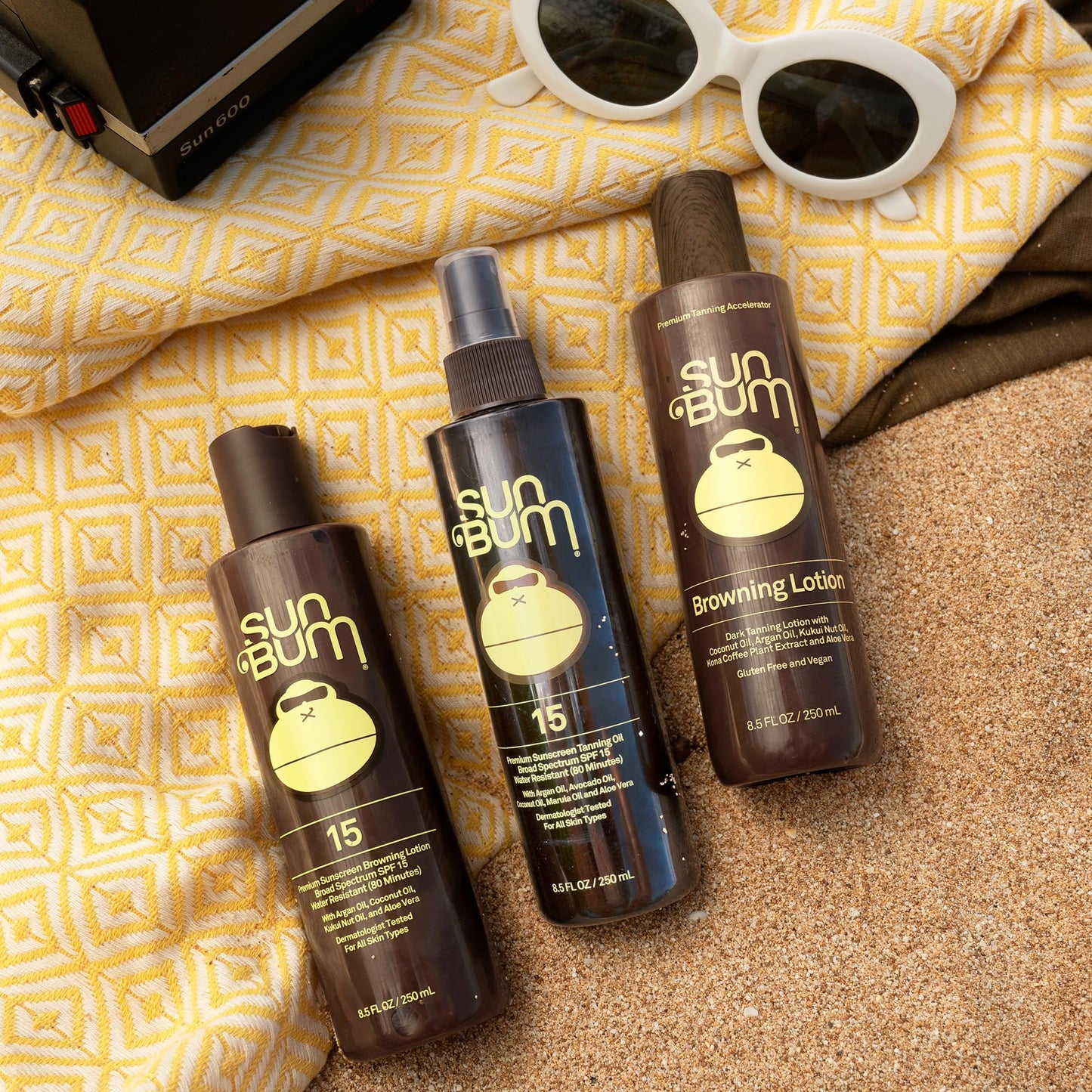 Sun Bum SPF 15 Browning Body Lotion - Water-Resistant Broad Spectrum Moisturizing Tanning Lotion with Vitamin E - Hawaii 104 Act Compliant (Made