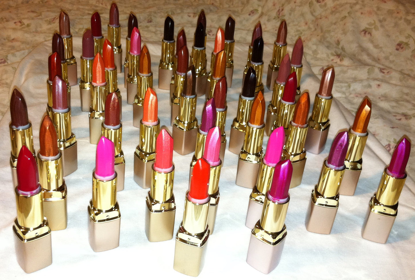 Milani Lipstick - 02A T-Taupe