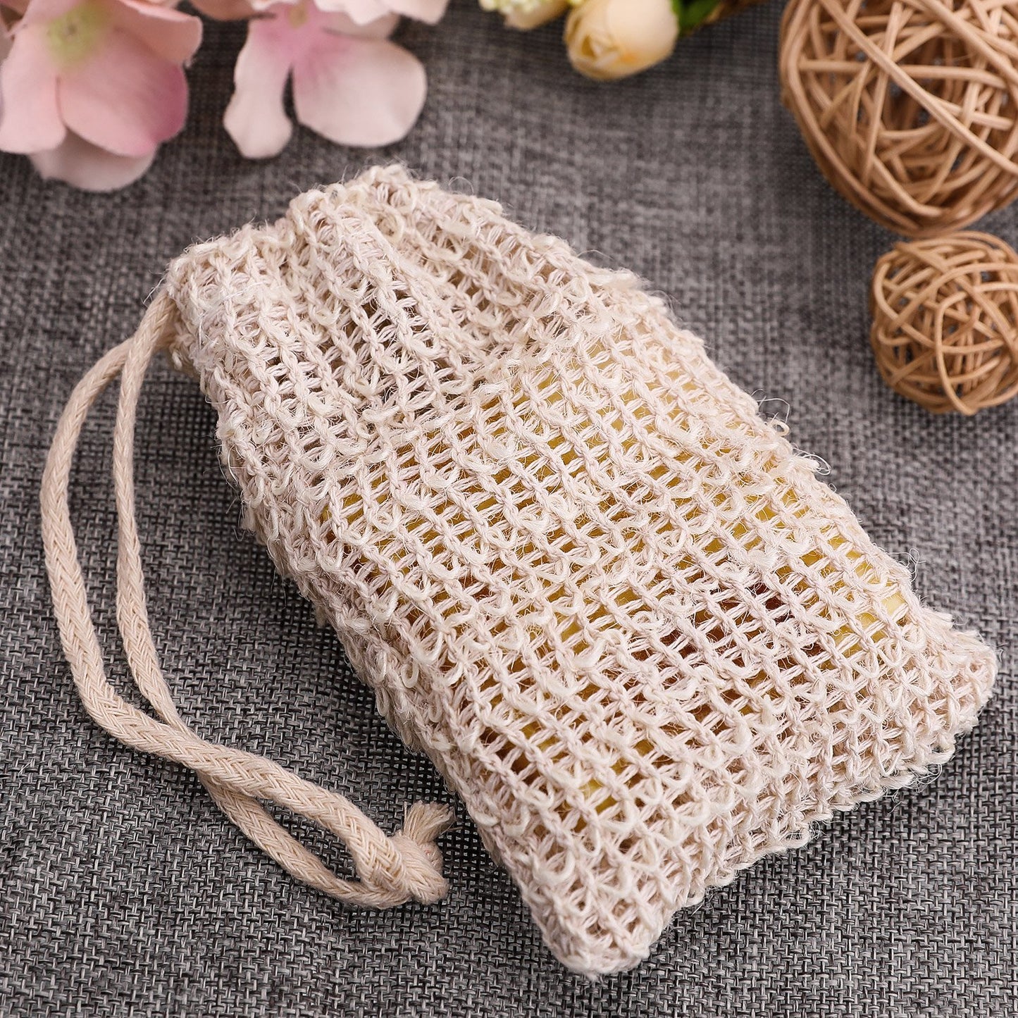 BBTO 5 Pieces Soap Saver Bag Cotton Linen Exfoliating Soap Pouch for Foaming and Drying, Shower, Scrubber(9 x 14 cm,Beige)