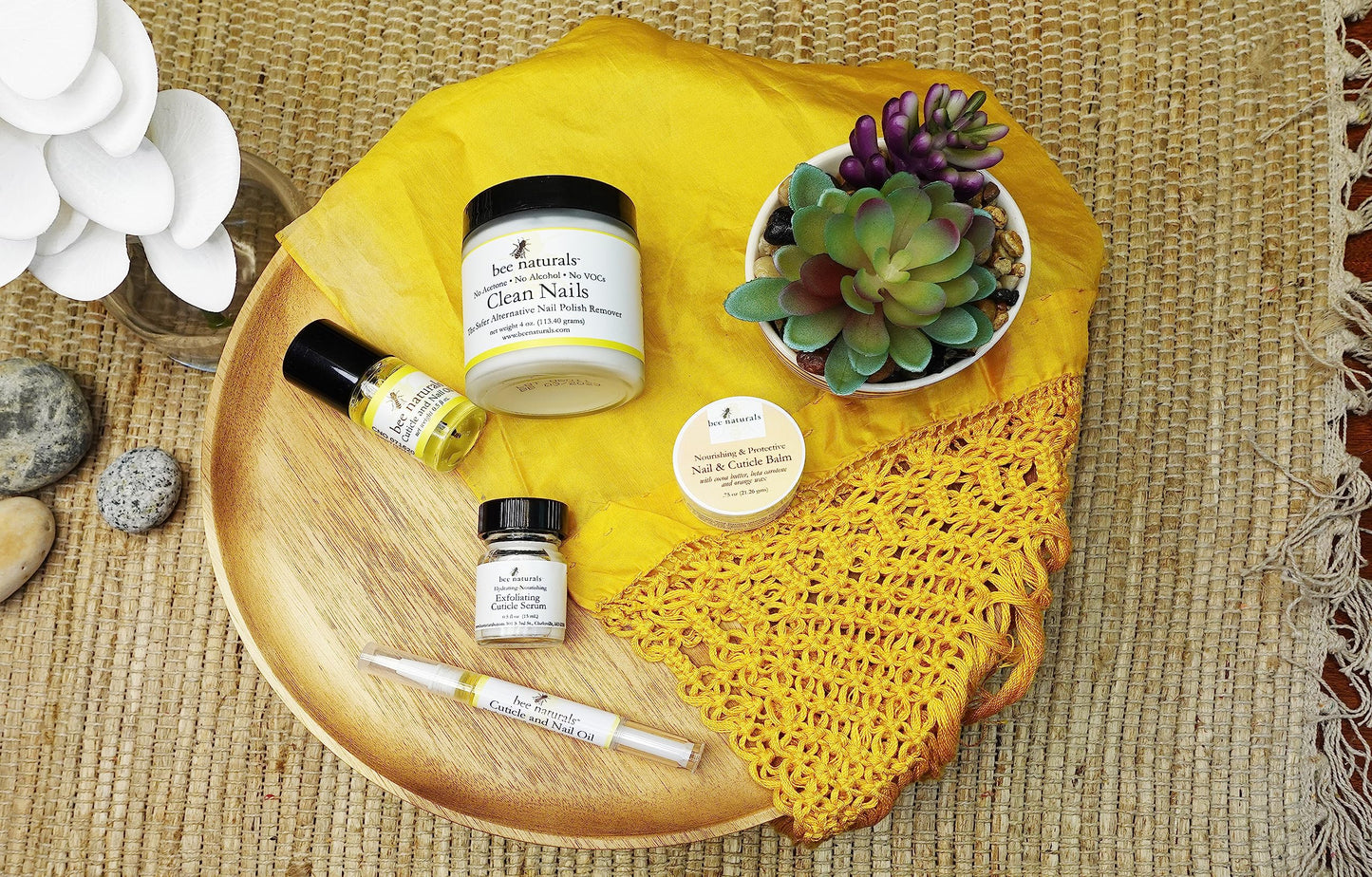 Bee Naturals Natural Nail Care Kit - Natural & Non-Toxic Nail and Cuticle Care Set with Vitamin E - Softens & Protects - Ideal Gift for Repairing