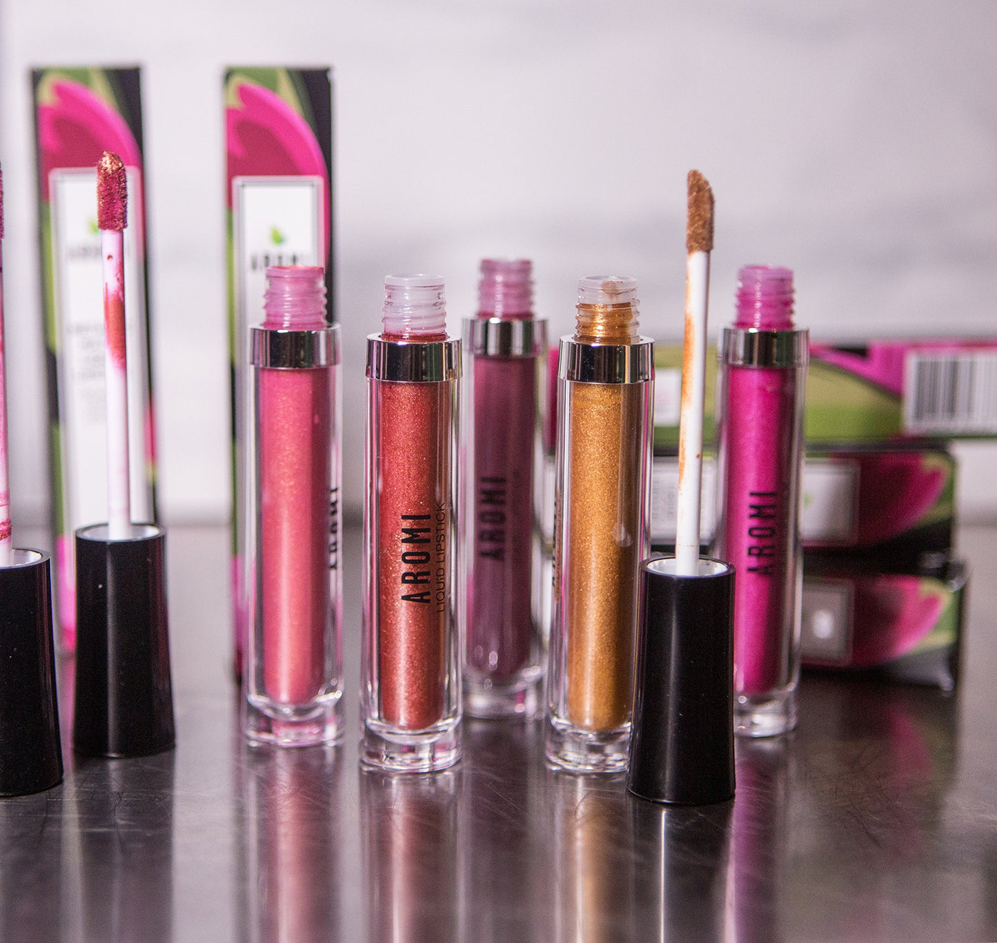 Aromi Burnt Pumpkin Metallic Liquid Lipstick | Orange Gold Lip Color with Shimmery Finish, Vegan, Cruelty-free, Long-lasting, Waterproof (Chewy