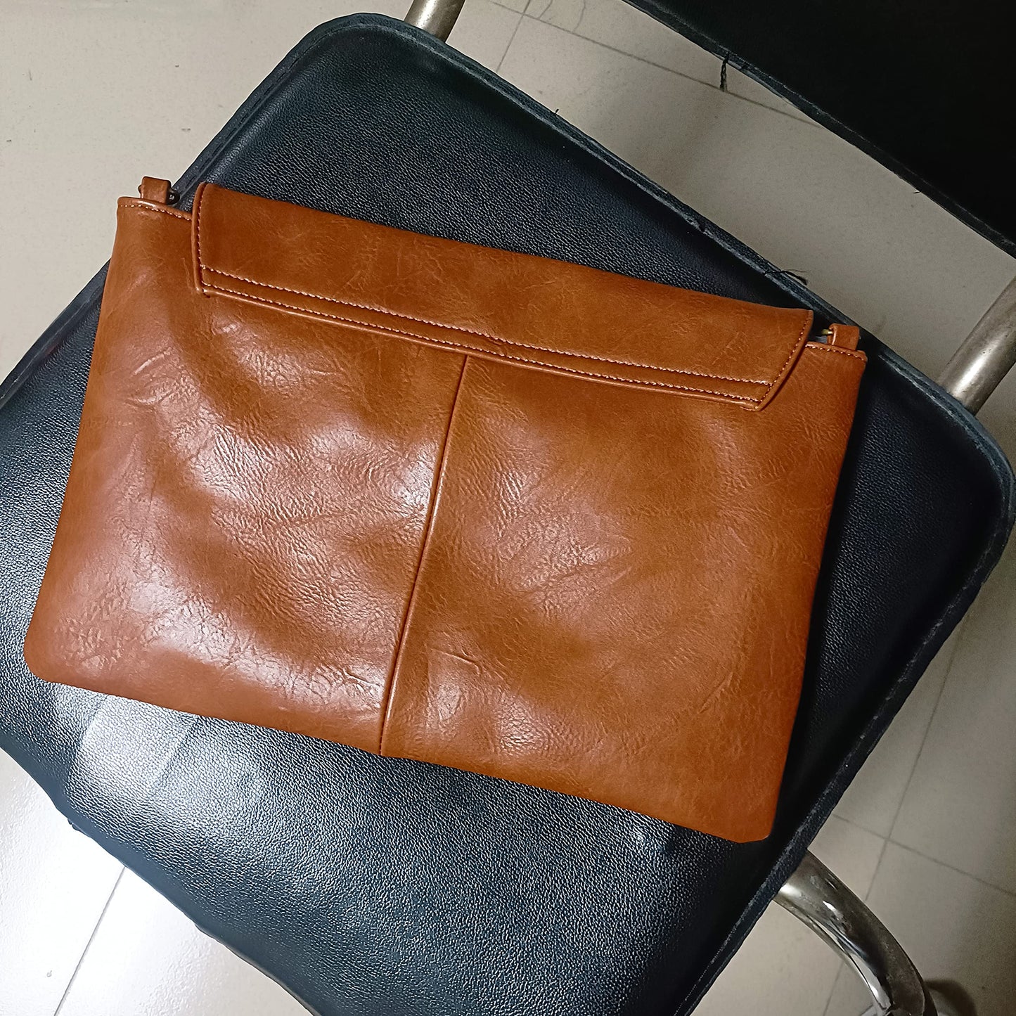 NIGEDU Women Handbags PU Leather Female Clutch Handbag Messenger Bag Large Solid High Capacity (Brown)