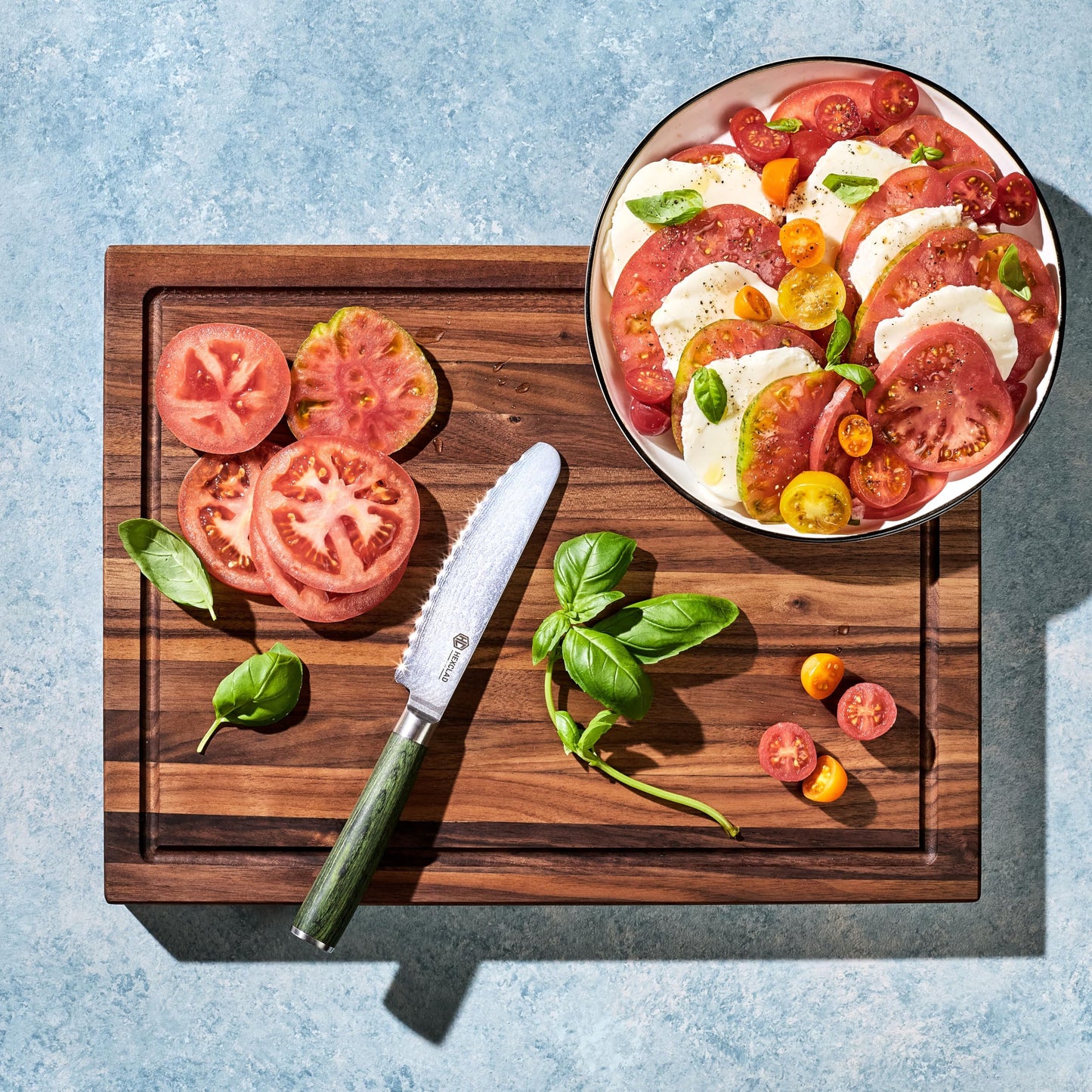 HexClad Medium Walnut Cutting Board, Double-Sided with Juice Groove & Recessed Handles, Durable, Scratch-Resistant Hardwood, Great for Chopping…