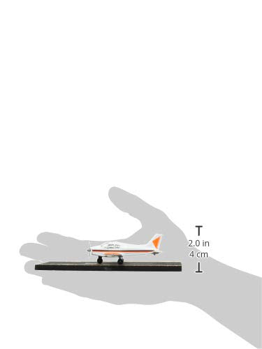 Hot Wings Planes Piper Cherokee with Connectible Runway in Aviation Museums Nationwide