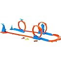 Hot Wheels Toy Car Track Set, Triple Loop Pack & 1:64 Scale Vehicle, Track-Building Components with 3 Loops, Speed Snap Tracks & Adapters