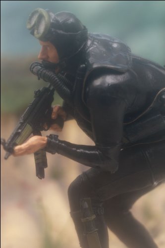 McFarlanes Military NAVY SEAL CAUCASIAN VARIATION Series 1 Action Figure & Display Base