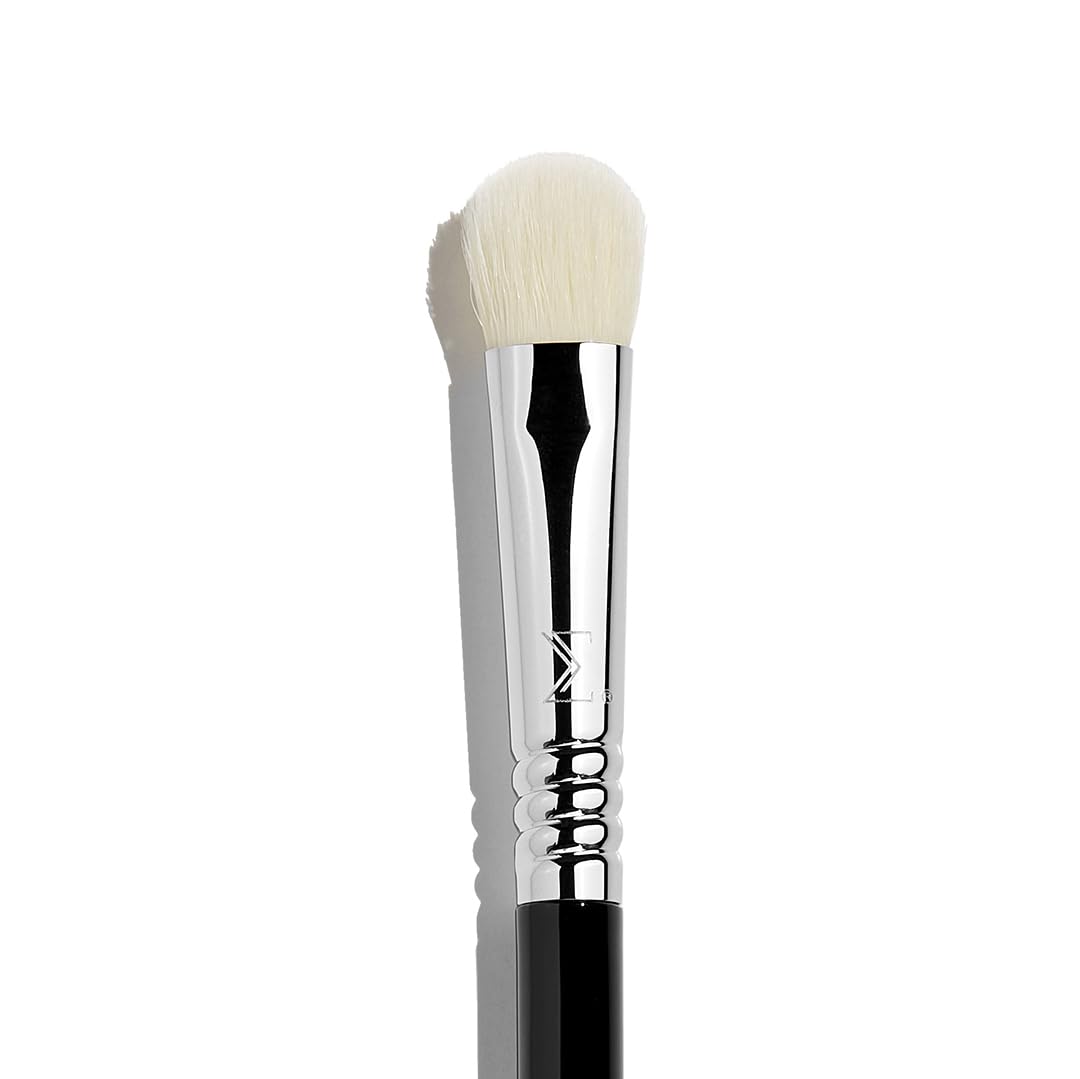 Sigma Beauty Professional E28 Detail Buffer Brush - Professional Eyeshadow Brush for Seamless Cream or Liquid Eyeshadow Blending, Packing on Metallic
