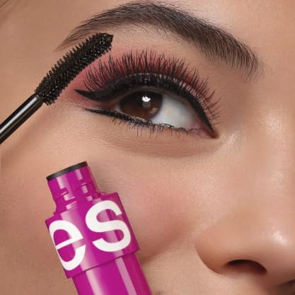 FULL SIZE MASCARA BY ESIKA 8g (.28 oz)