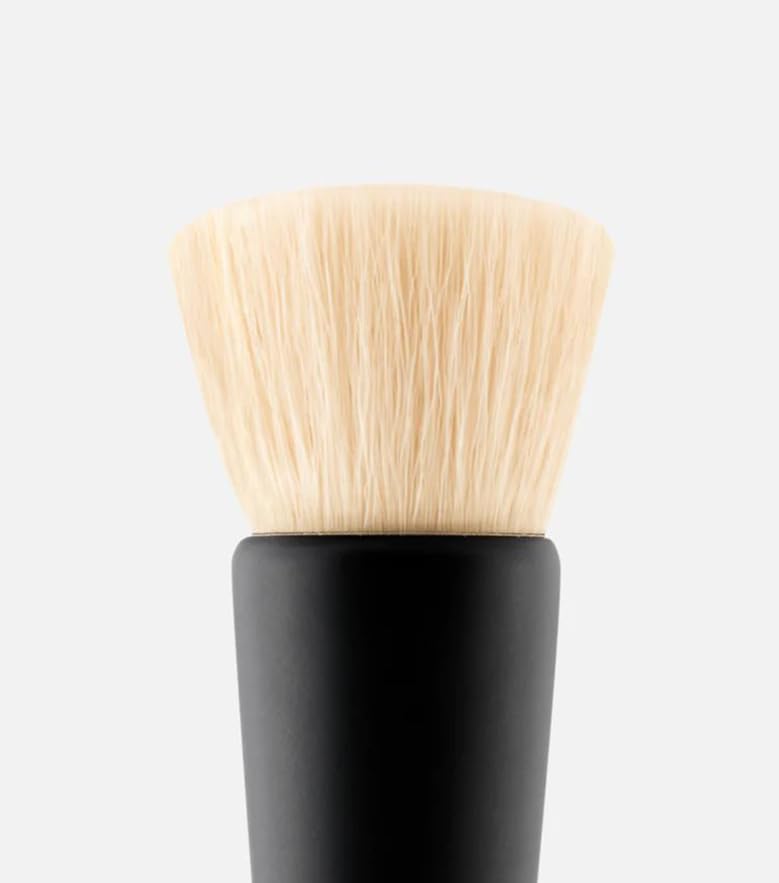 Westman Atelier Clean Highlighter Blender Brush