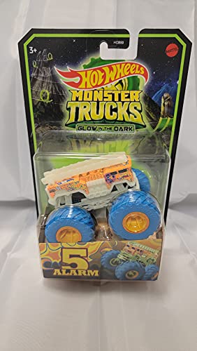 Hot Wheels Monster Trucks Midwest Madness, [Glow in The Dark] 1:64 Scale