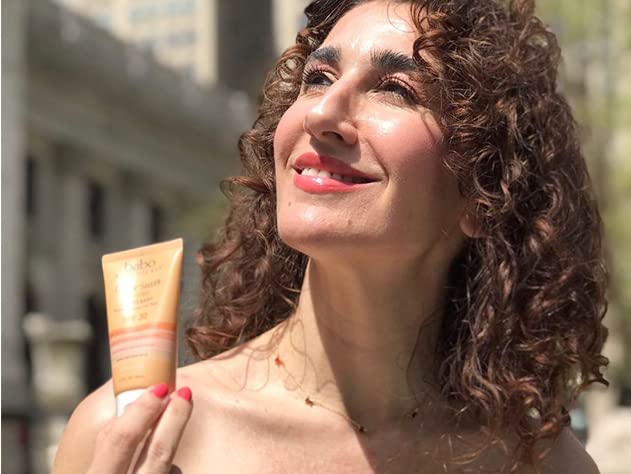 Babo Botanicals Daily Sheer Mineral Tinted Sunscreen SPF30 - Natural Zinc Oxide & Titanium Dioxide - Tinted - Healthy Glow - Fragrance-Free -Rosehip