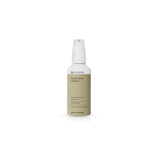 Dermasport Gentle Facial Cleanser for Athletes Hydrating Face Wash with Aloe and Hyaluronic Acid, Removes Chlorine Sweat & Sunscreen, Moisturizing