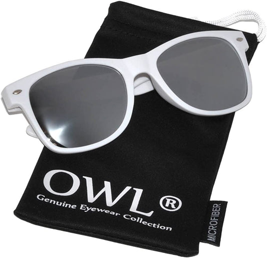 Vintage Sunglasses with Silver Mirror Lens White Frame UV Protection