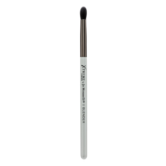 Xtreme Lashes Professional Blender Eye Makeup Brush, Gray, Blending Eye Brush for Seamless Eyeshadow Application, Lash Extension Safe, Hypoallergenic