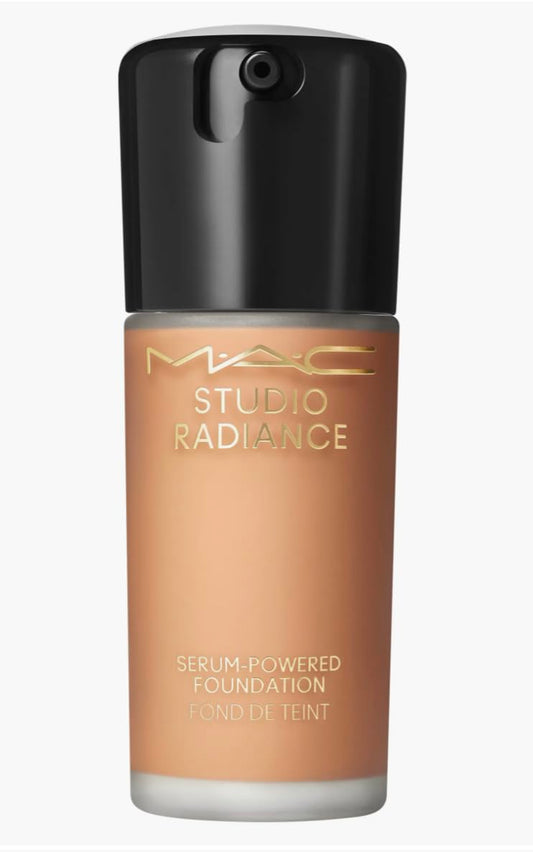 MAC Studio Radiance Serum Powered Foundation NW40