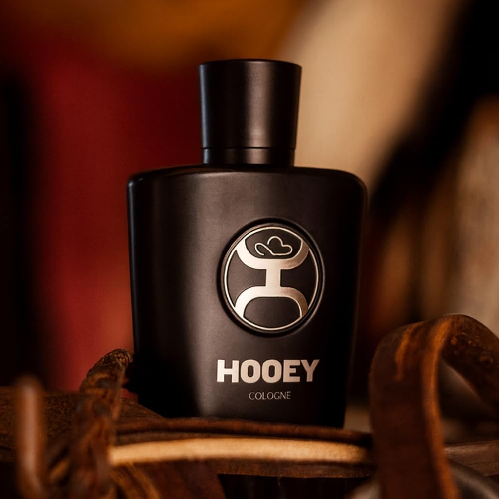 HOOEY Men's Cologne Spray - Clean & Fresh Scent with Notes of Bergamot, Lemon Oil, Leather, Sandalwood & Musk - Long-Lasting Cologne for Men - Travel