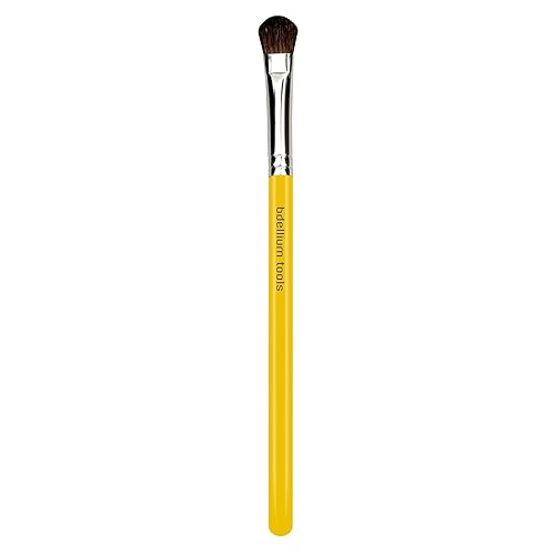 Bdellium Tools Professional Makeup Brush - Studio Series 774 Large Shader - With Mix of Soft Natural and Synthetic Fibers, For Applying and Blending