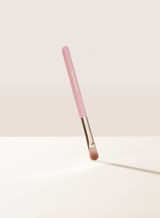 Rare Beauty Liquid Touch Brush (All-Over Eyeshadow)