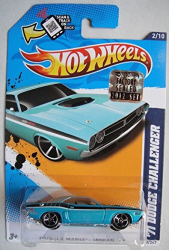 Hot Wheels 2012 Muscle Mania Mopar, Teal '71 Dodge Challenger 2/10