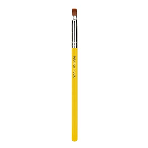 Bdellium Tools Professional Makeup Brush - Studio Series 546 Square Lip - With Soft Synthetic Fibers, For Applying Color Precisely across Lips