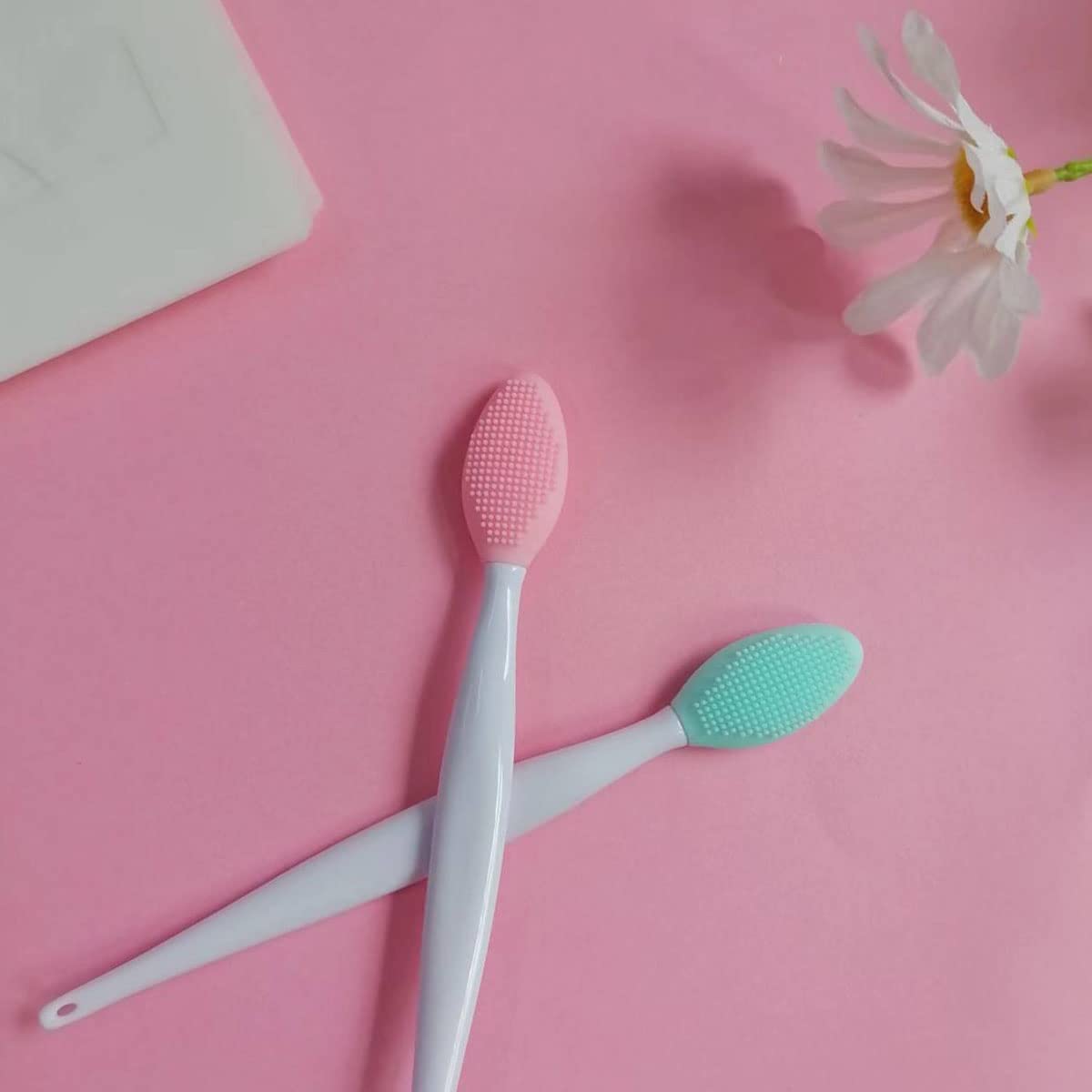4 PCS Lip Scrub Brush,Double-Sided Silicone Exfoliating Lip Brush Exfoliating Brush for Men Wome Double-sided Soft Lip Brush for Smoother and Fuller