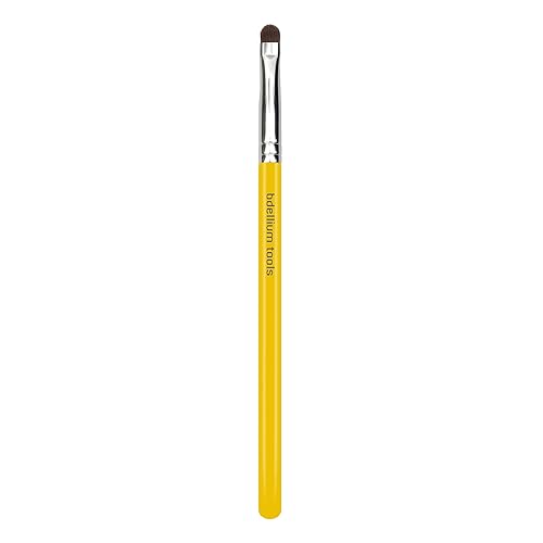 Bdellium Tools Professional Makeup Brush - Studio Series 755 Smudge - With Mix of Soft Natural and Synthetic Fibers, For Creating the Soft, Smoky Eyes