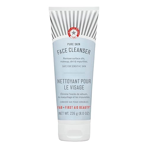 First Aid Beauty - Pure Skin Face Cleanser, Effectively Removes Makeup, Dirt, and Impurities, Gentle Cleanser Leaves Skin Soft & Supple, Safe
