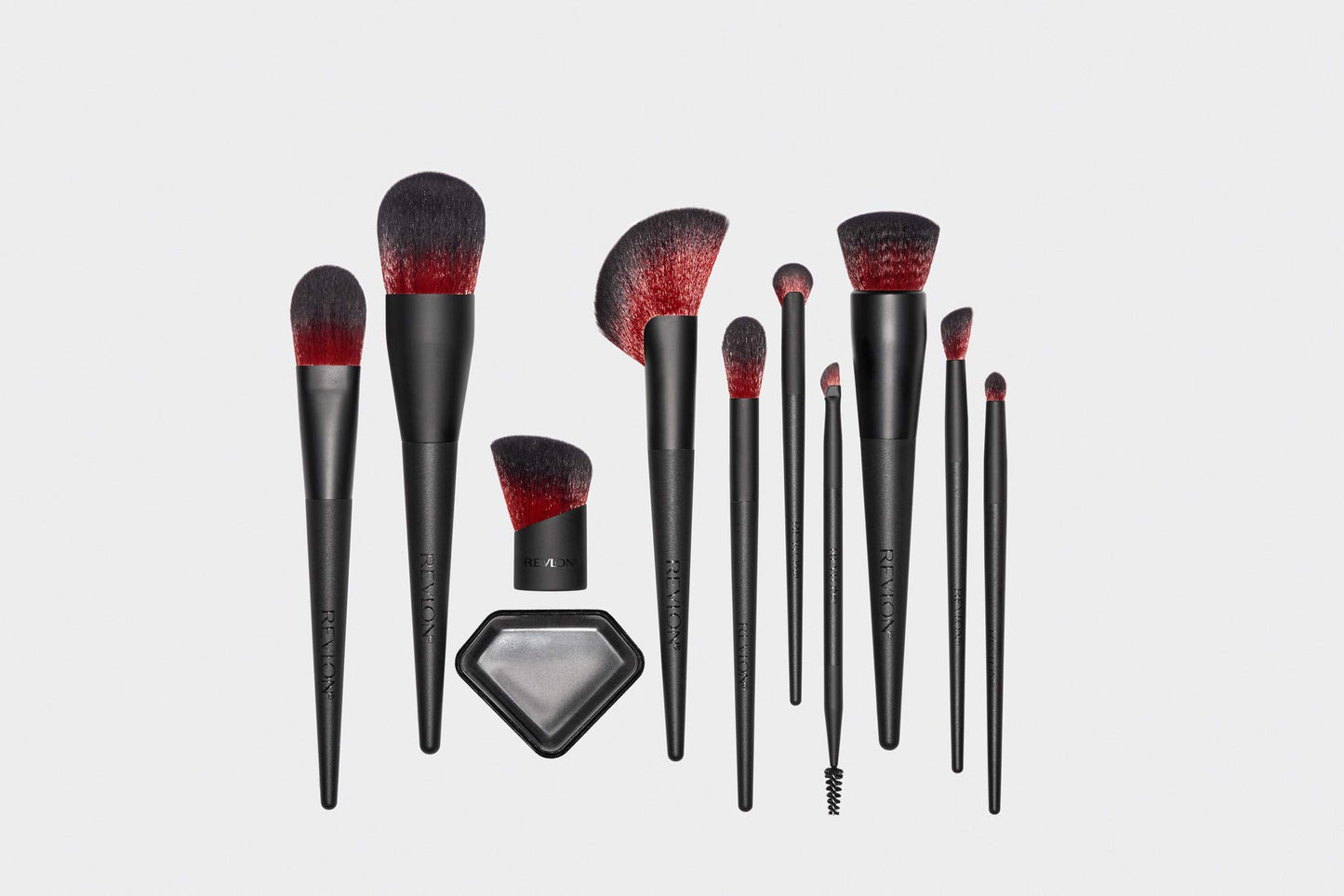 Revlon Crease Shadow Brush, Tapered Eyeshadow Makeup Brush for Blending