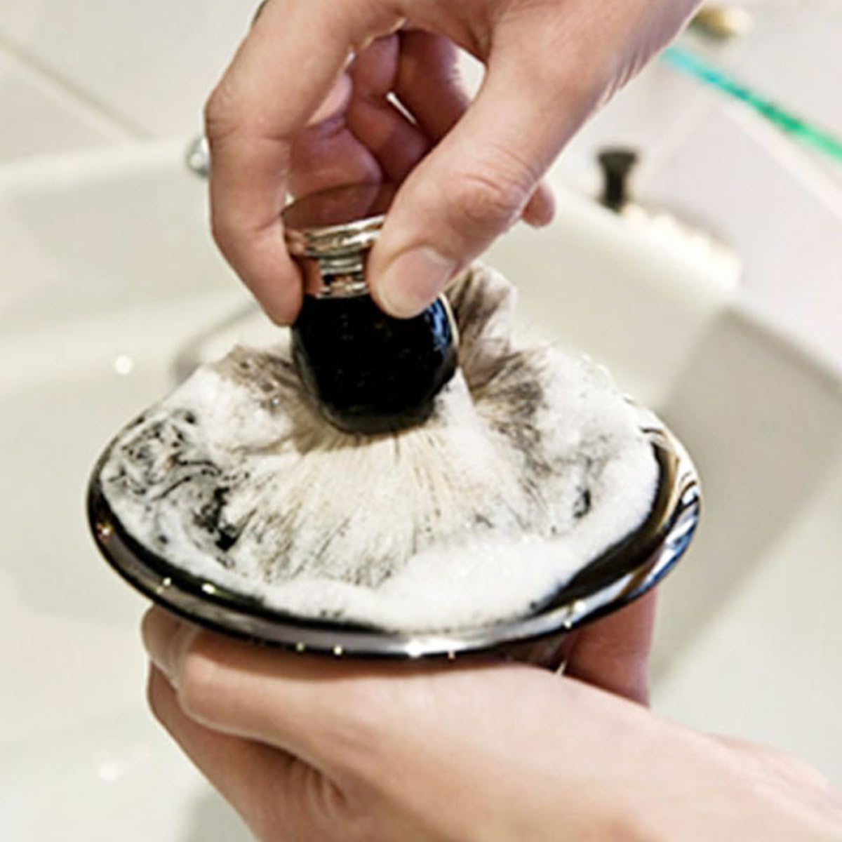 NULYLU Stainless Steel Shave Bowl for Men Large 11cm Reusable Shaving Cup with Footed Design Sturdy Metal Shaving Soap Mug and Men's Grooming Supplies Beauty and Personal Care NULYLU