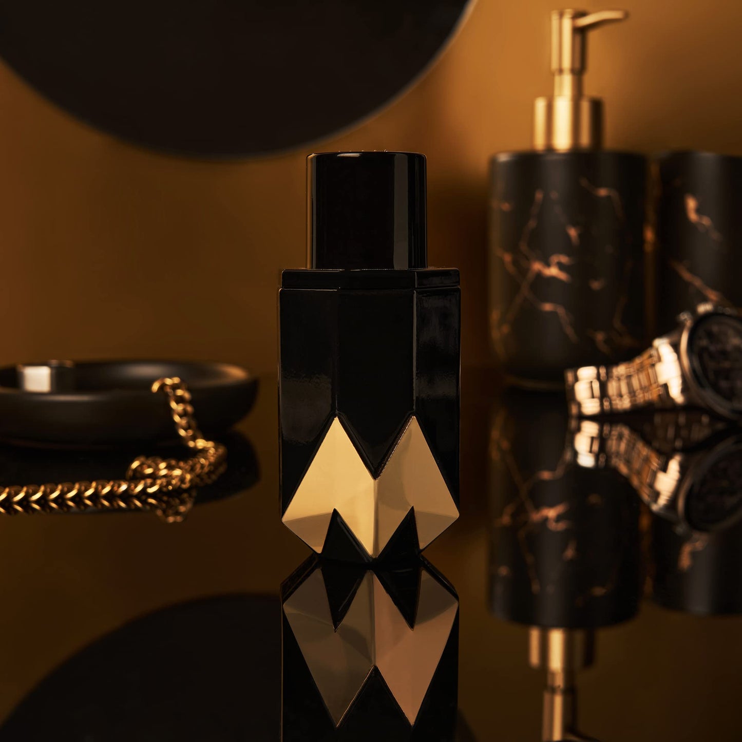 ROYALTY BY MALUMA Onyx from - Perfume for Men - Fresh, Bright and Luminous Scent - Opens with Notes of Cardamom, Pear and Bergamot - Perfect for Date