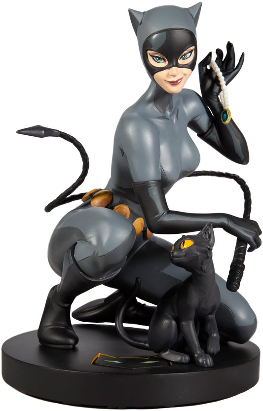 McFarlane Toys - DC Direct - DC Designer Series Catwoman by Stanley ARTGERM LAU (Resin)