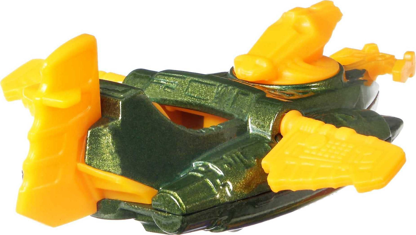 Hot Wheels Toy Car, Premium 1:64 Scale Die-Cast Masters of The Universe Wind Raider, Collectable Vehicle with Metal/Metal Chassis & Real Riders Tires