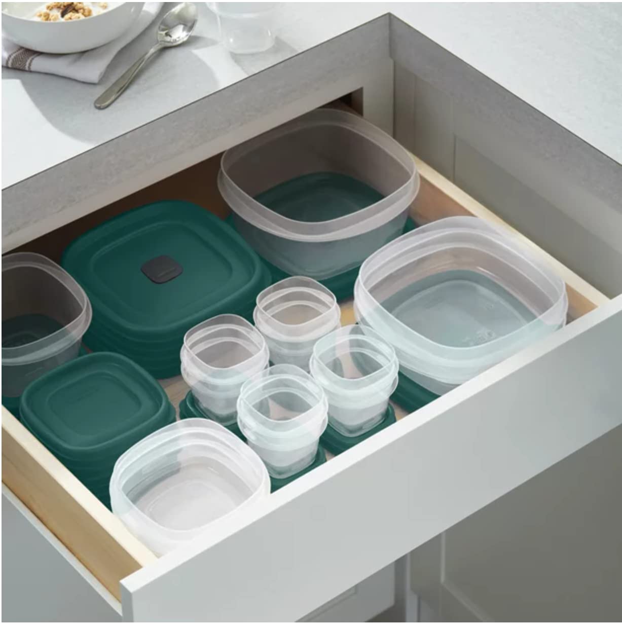 Rubbermaid Easy Find Lids Food Storage Containers, Blue Spruce, 26 Piece Set